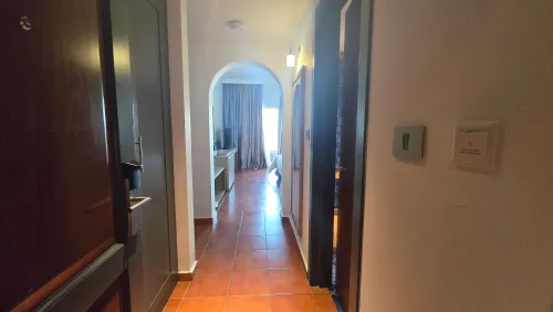 deluxe-room-back-view-image5